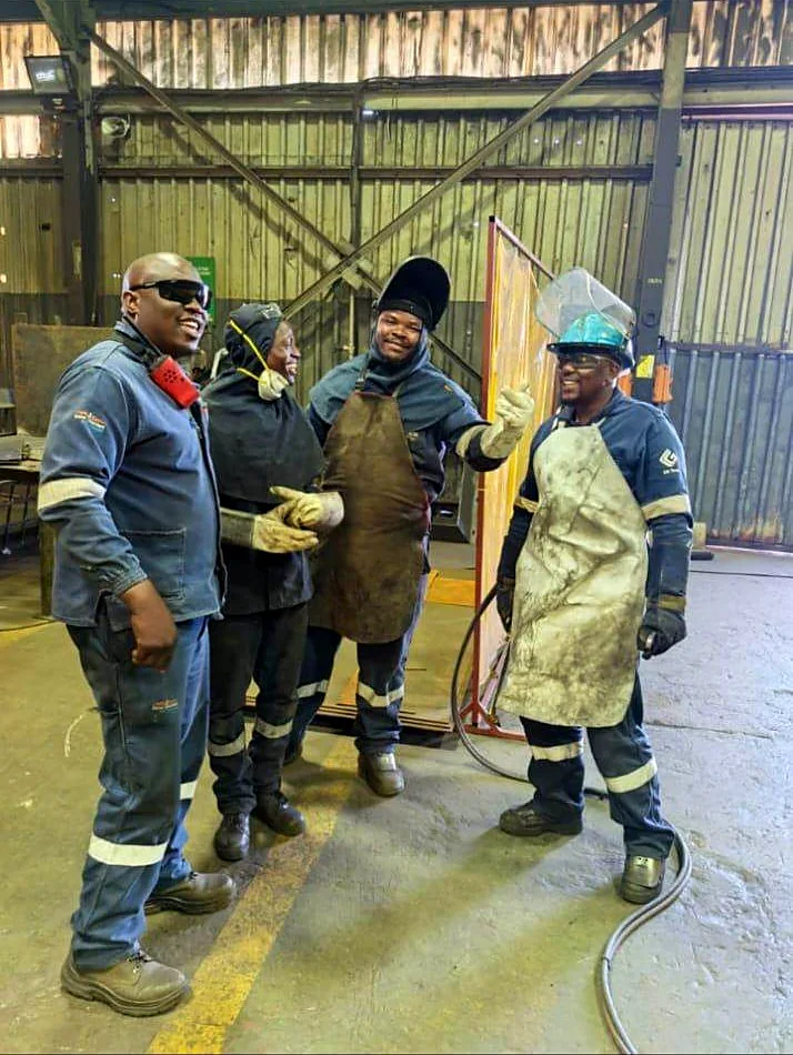 AM KA NGOBS welders, fitters and supervisors